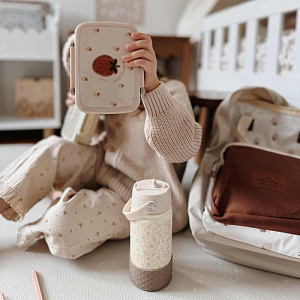 Ланч-бокс с разделителем Mrs. Ertha "Strawberries Mood", райские ягоды